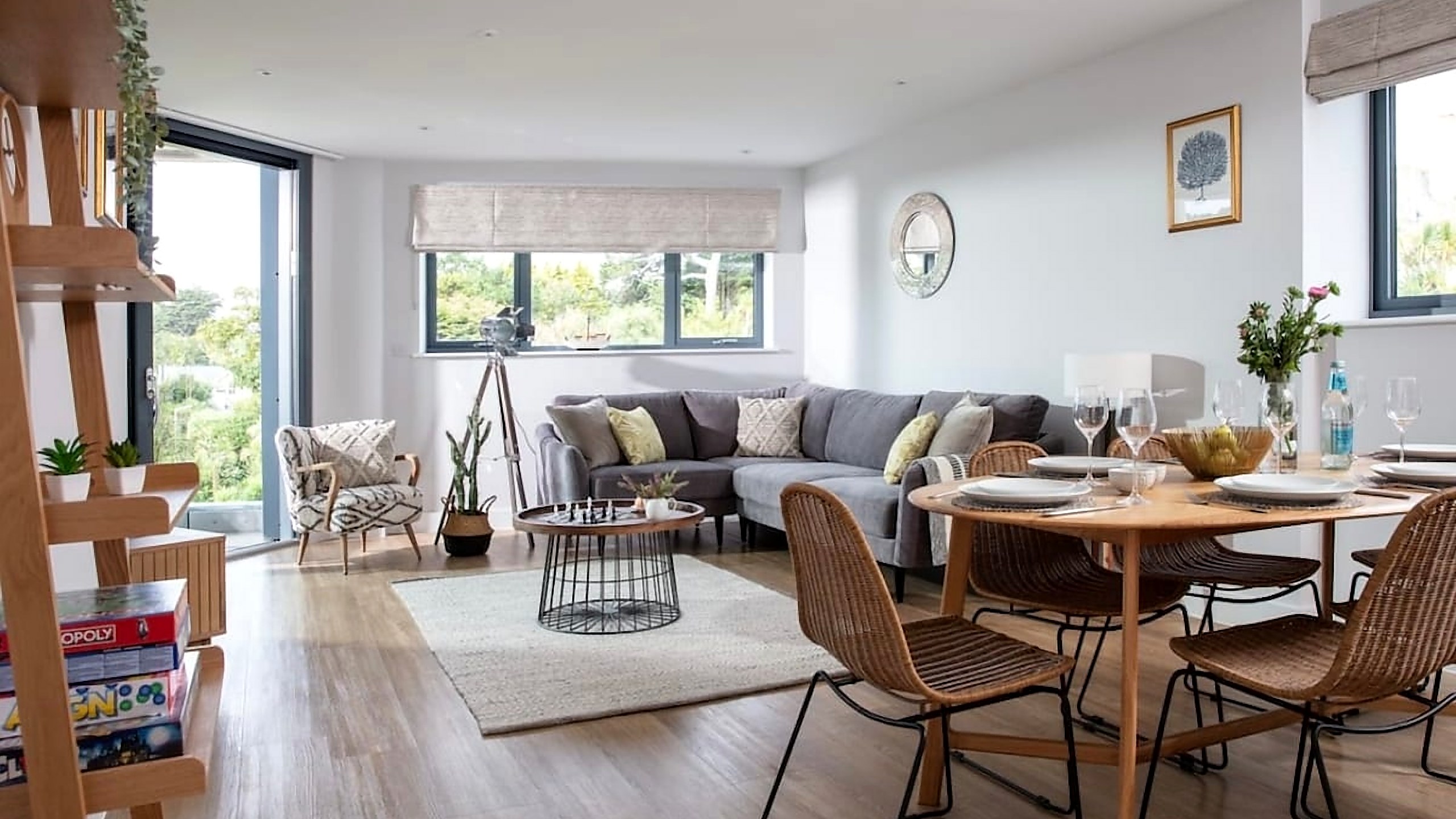 Open-plan living room at Sebastian's View